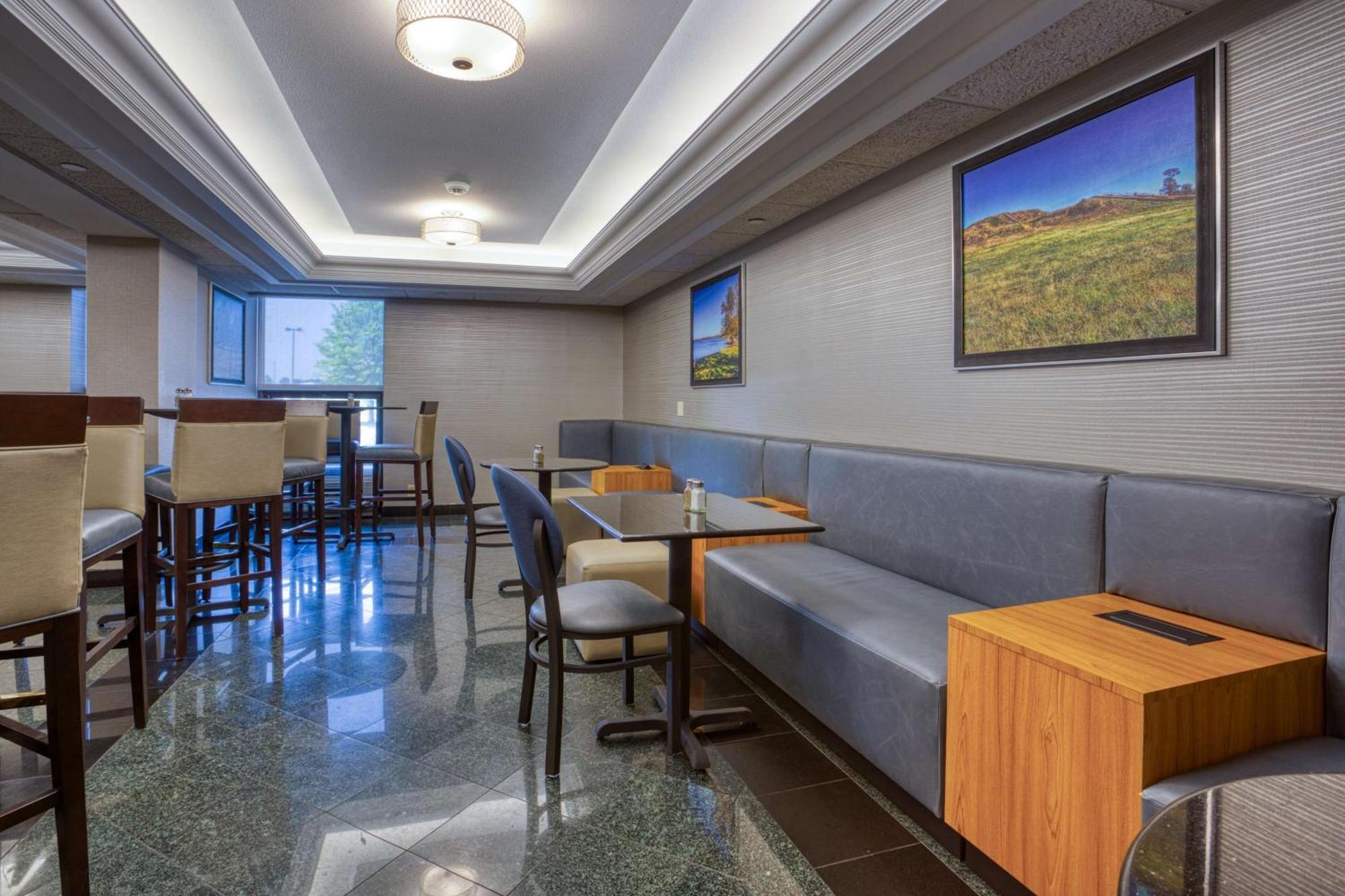 Drury Inn & Suites St. Louis - Fairview Heights Extérieur photo