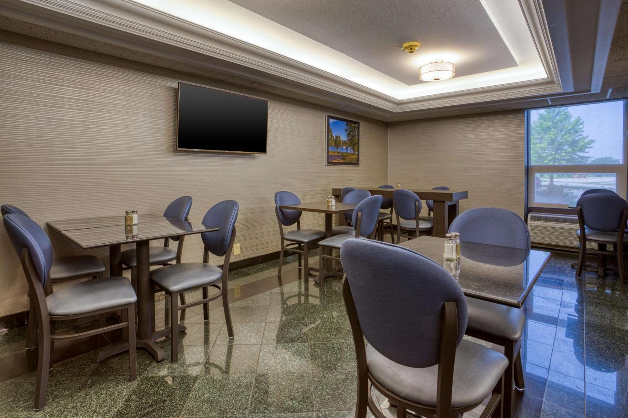 Drury Inn & Suites St. Louis - Fairview Heights Extérieur photo