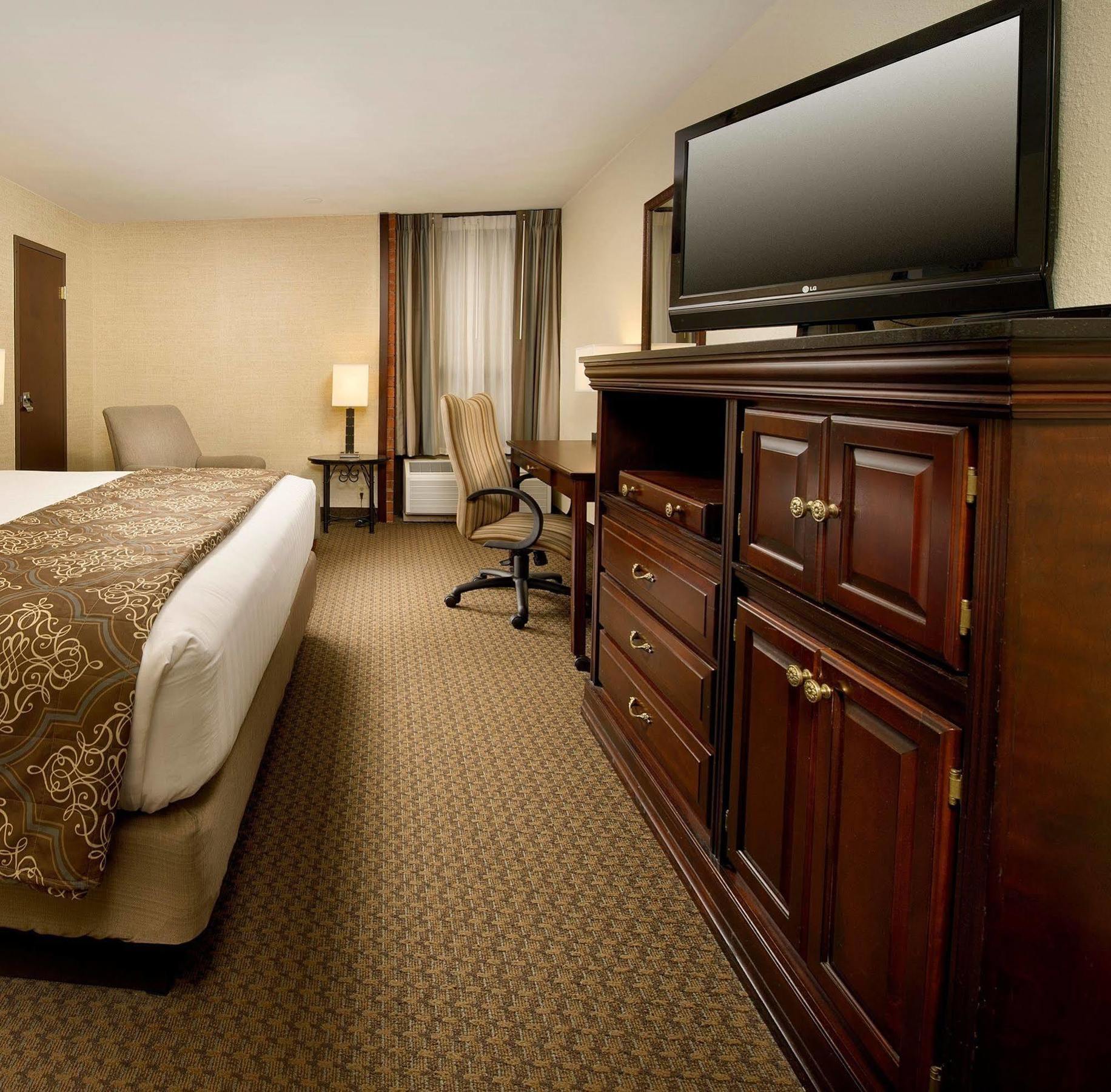 Drury Inn & Suites St. Louis - Fairview Heights Extérieur photo
